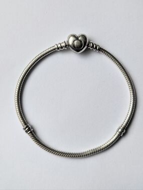 Pandora Moments Heart Clasp Snake Chain Bracelet Sterling silver About 7.5-7.75